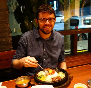 Mangiando Bibimbap a Gwangju