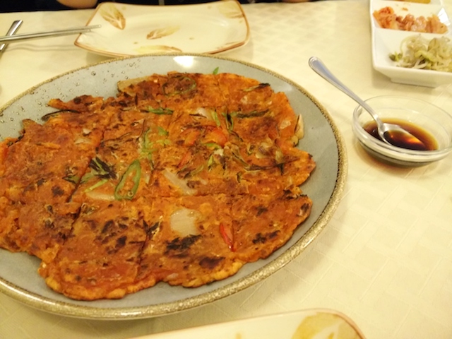 kimchi jeon